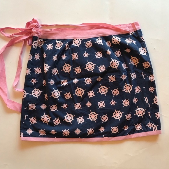 Vineyard Vines Reversible Wrap Skirt Blue/Pink Compass Antique Helm Print 2 - Picture 3 of 6
